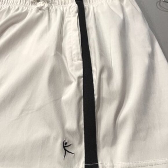 Danskin MicroFiber Skort in White w/ Black Trim-SMALL-NWT - Picture 2 of 6